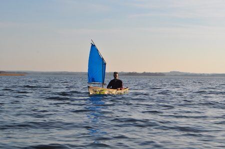 Kanufahrer_und_segeln